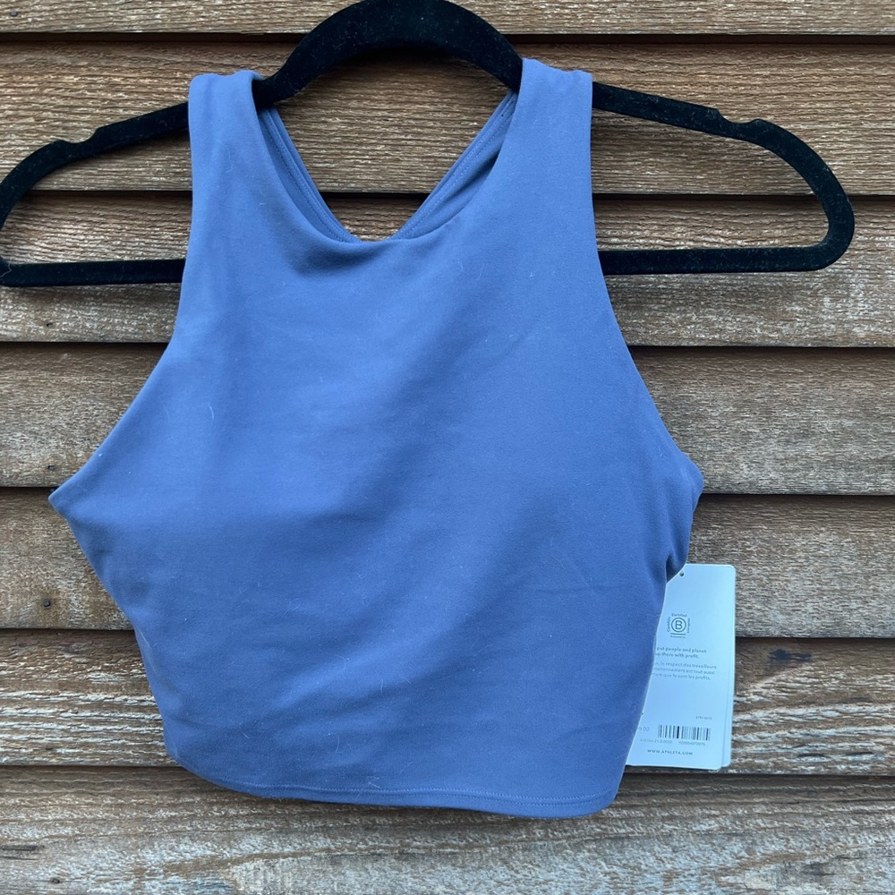 Athleta Conscious Crop A-C workout top BNWT